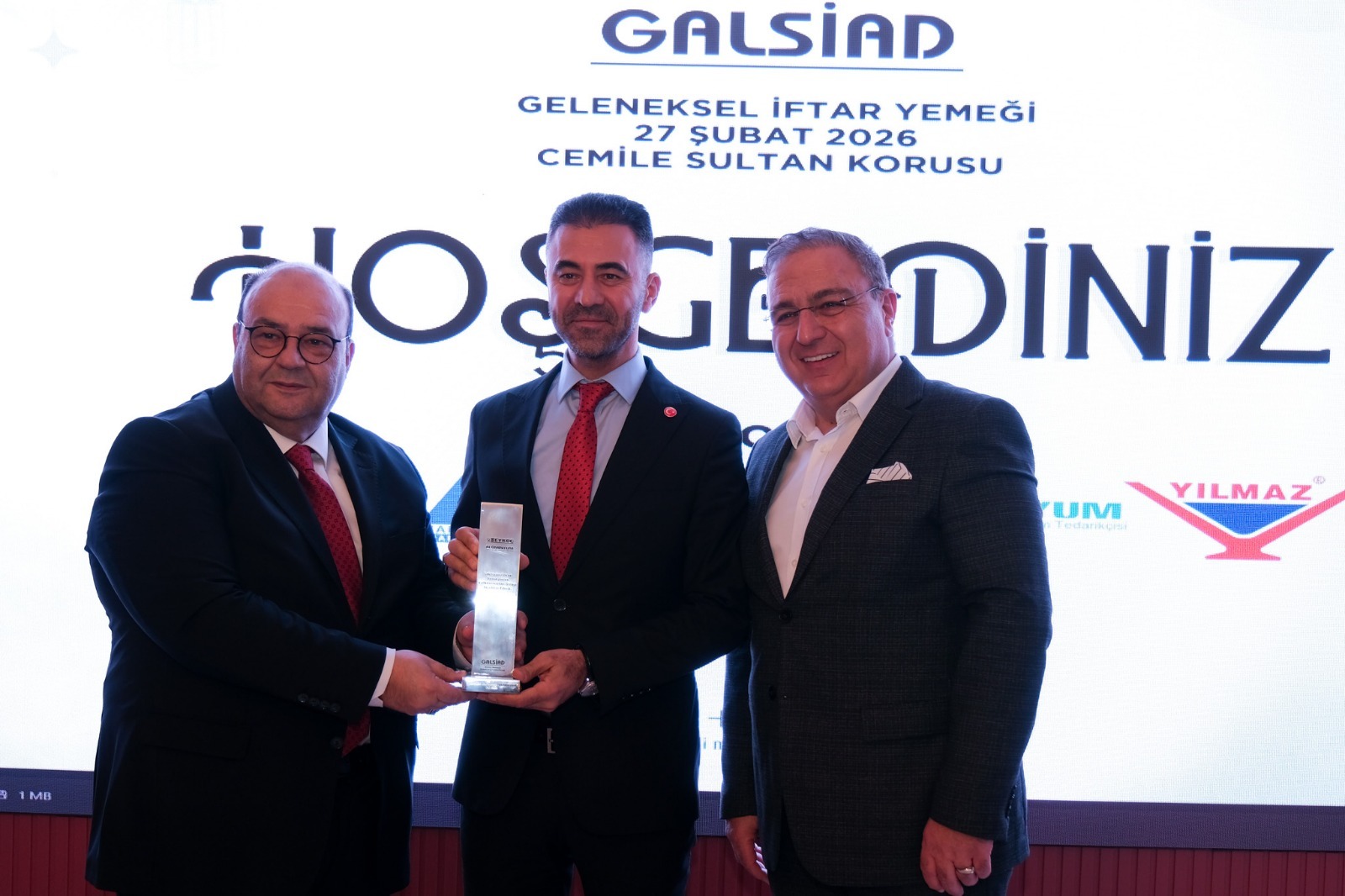 Murat Çığlı’ya GALSİAD’dan Teşekkür Ödülü
